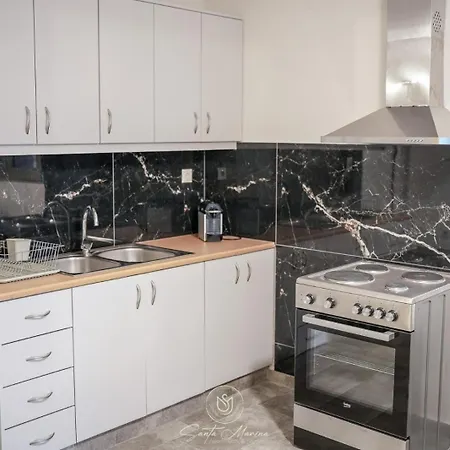 Santa Marina & Douneika (Amaliada)