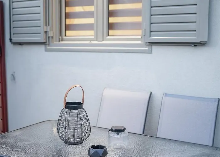 Santa Marina & Douneika (Amaliada)